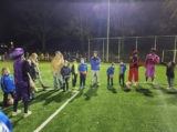 Pietenvoetbal voor S.K.N.W.K. JO7-1 en JO8-1 (vrijdag 29 november 2024) (214/222)
